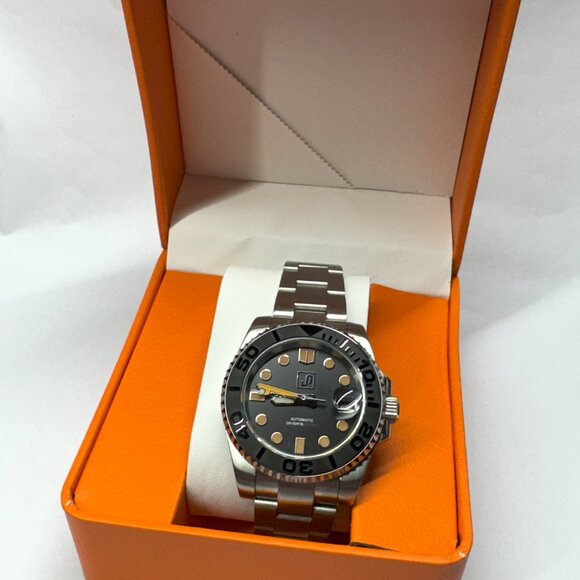 JP Shadow Diver – NH36A Automatic, Date, 200m, Ceramic Bezel, Glidelock Clasp - Picture 6 of 7